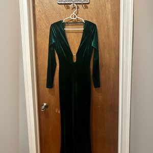 Hunter Green Charlie Gold Detailed Velvet Gown